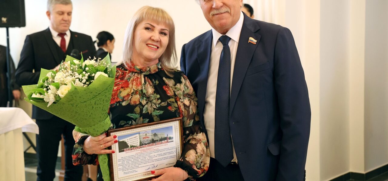 Николай Великдань поздравил женский актив Ставрополья